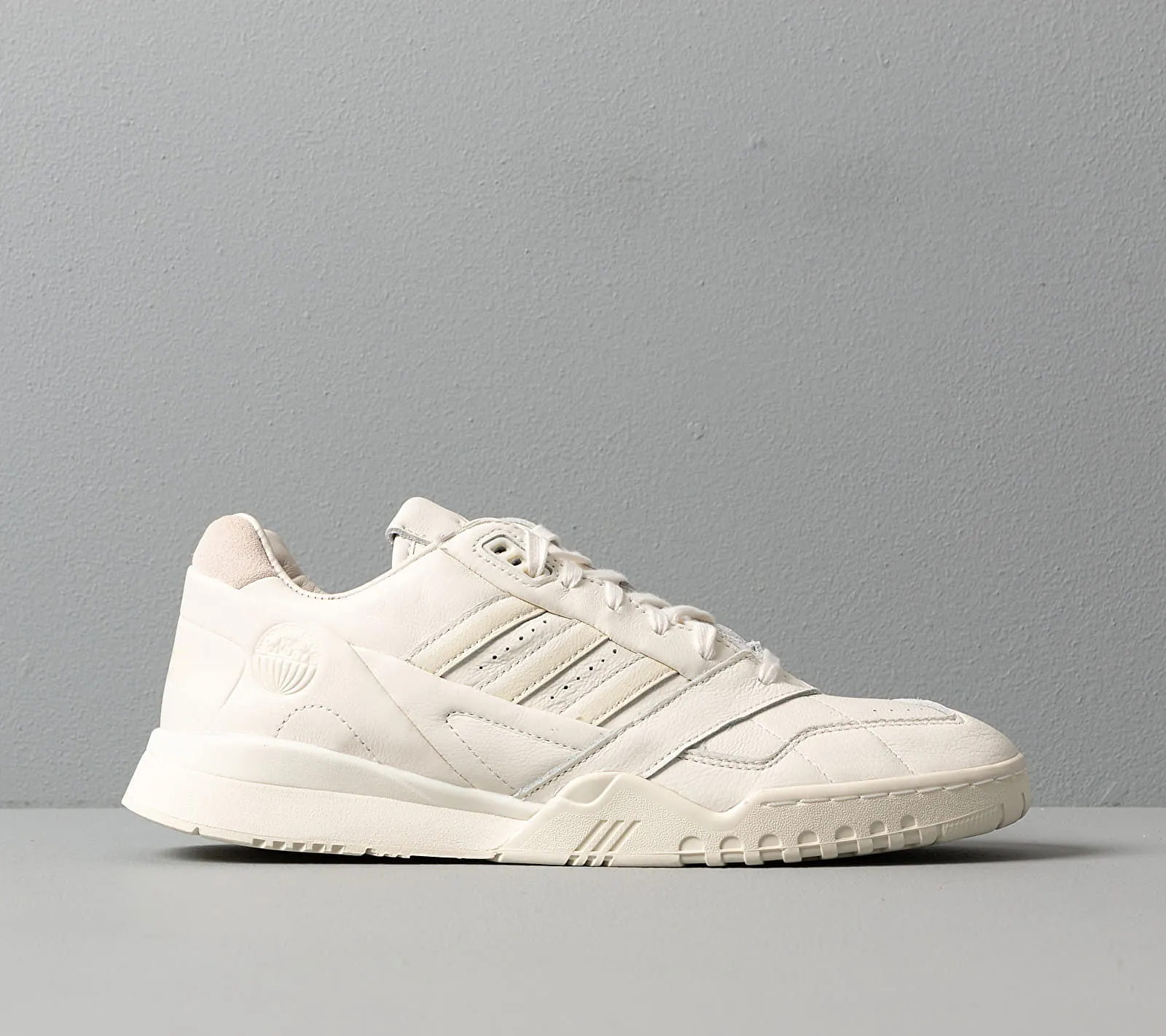 adidas Originals A.R. Trainer