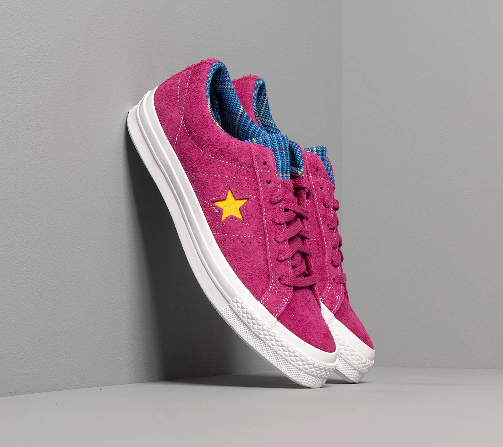 Converse One Star