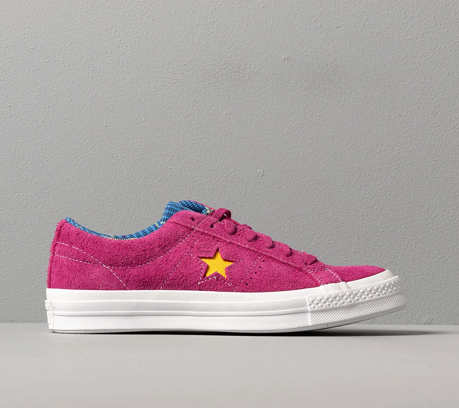 Converse One Star