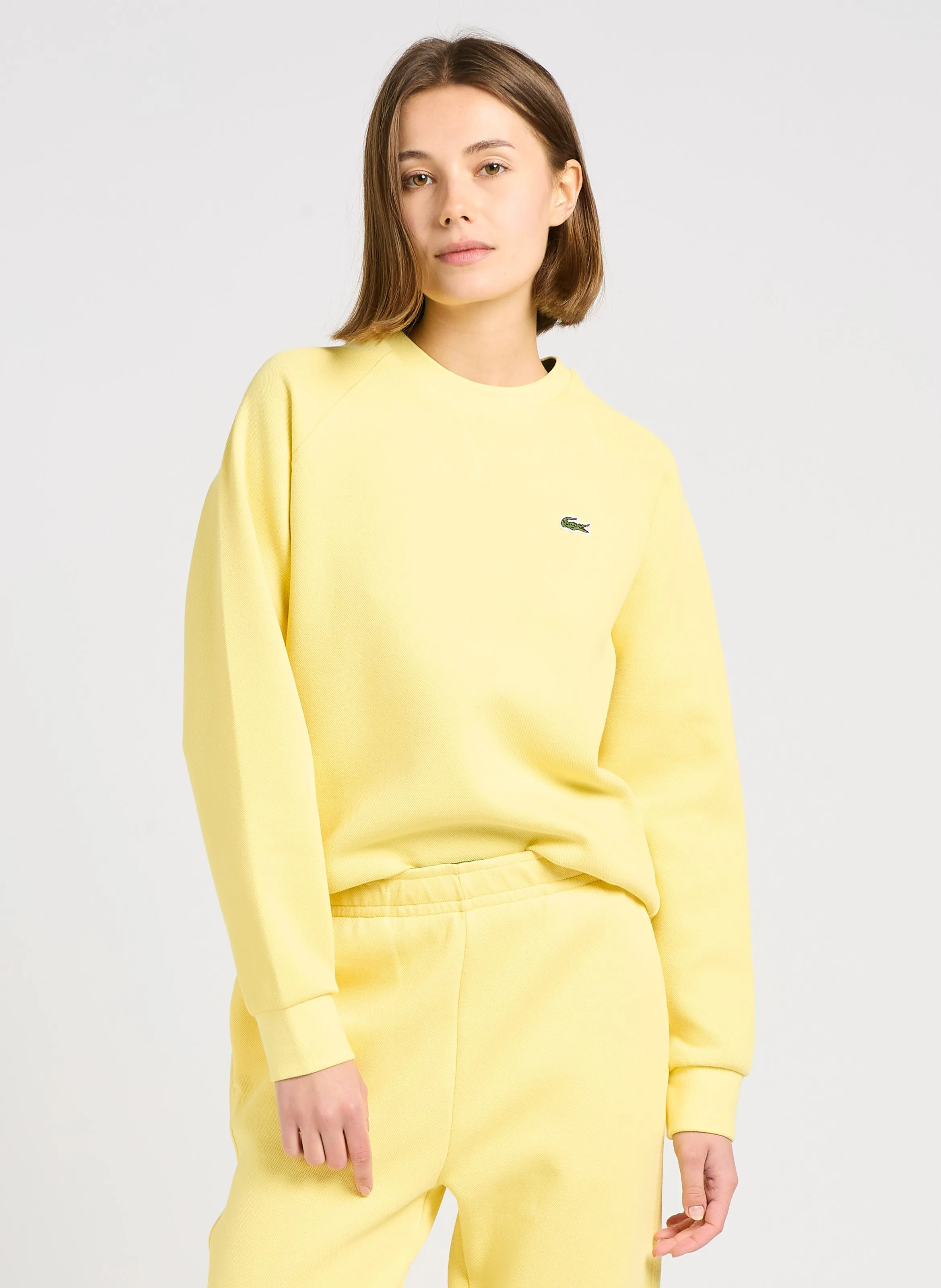 LACOSTE Sudadera recta de mezcla de algodón con cuello redondo en amarillo