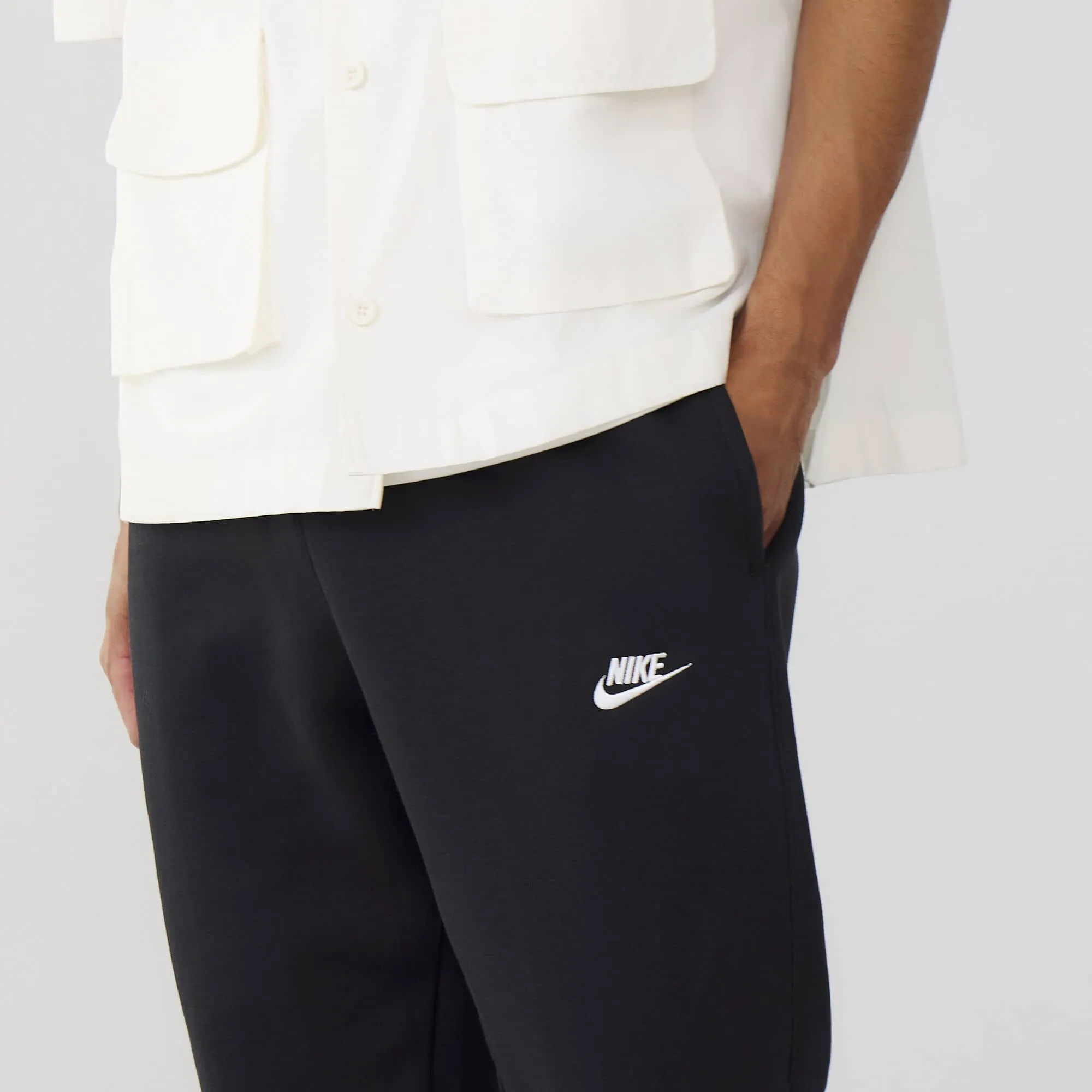 NIKE PANTALÓN JOGGER CLUB