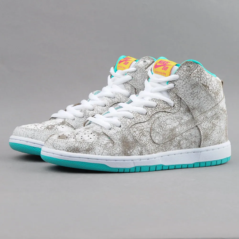 Nike SB Dunk High Premium