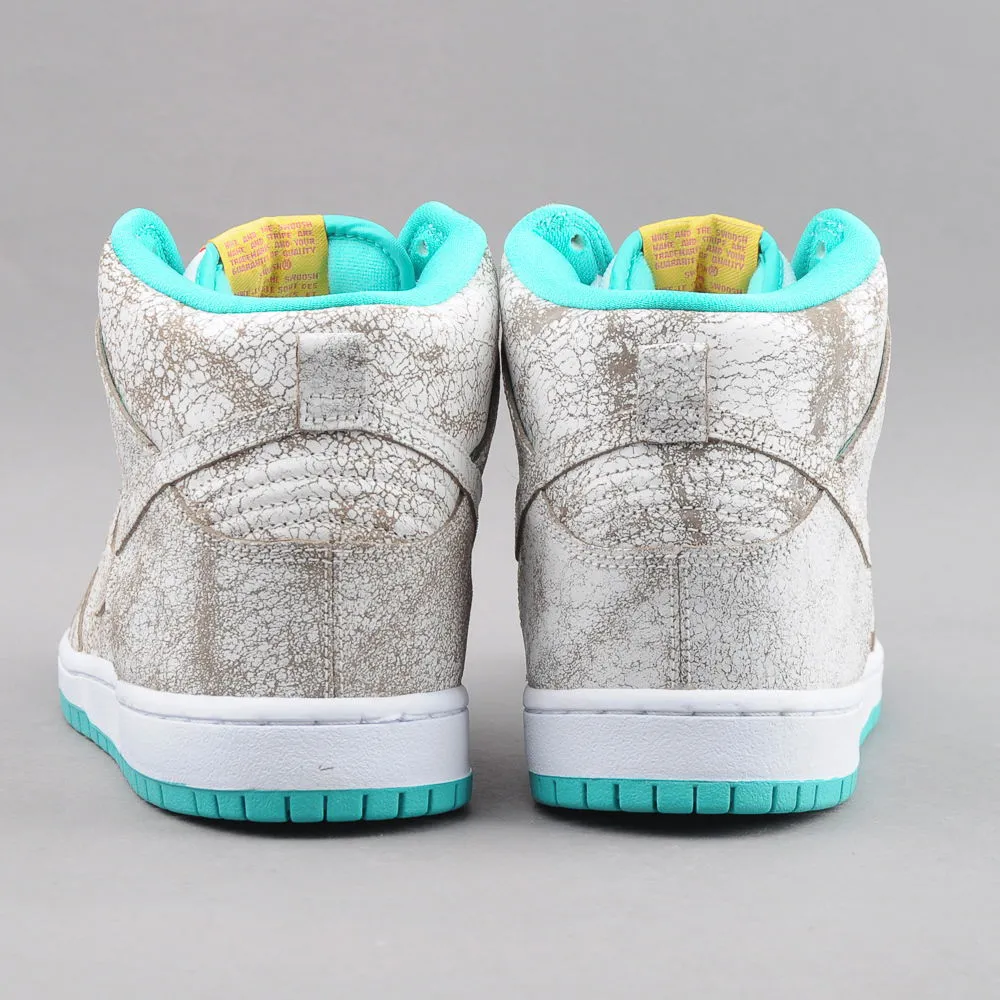 Nike SB Dunk High Premium