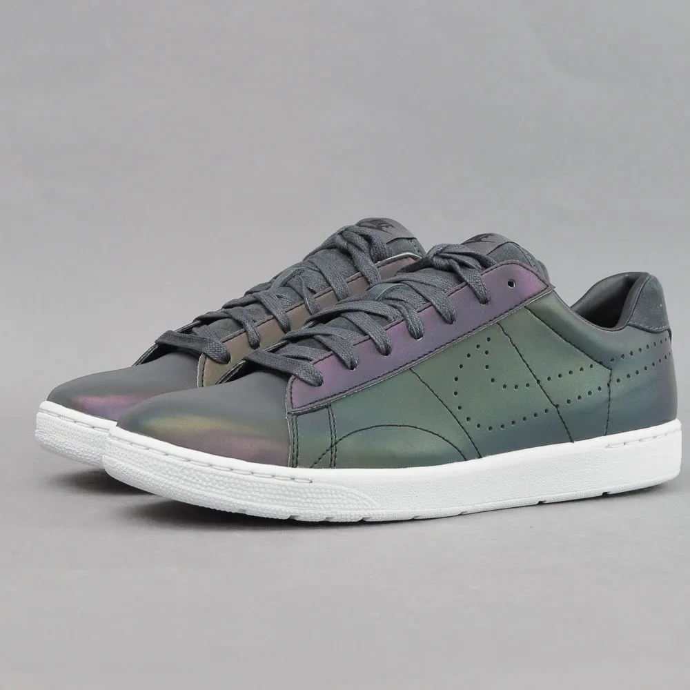 Nike Tennis Classic Ultra Premium QS