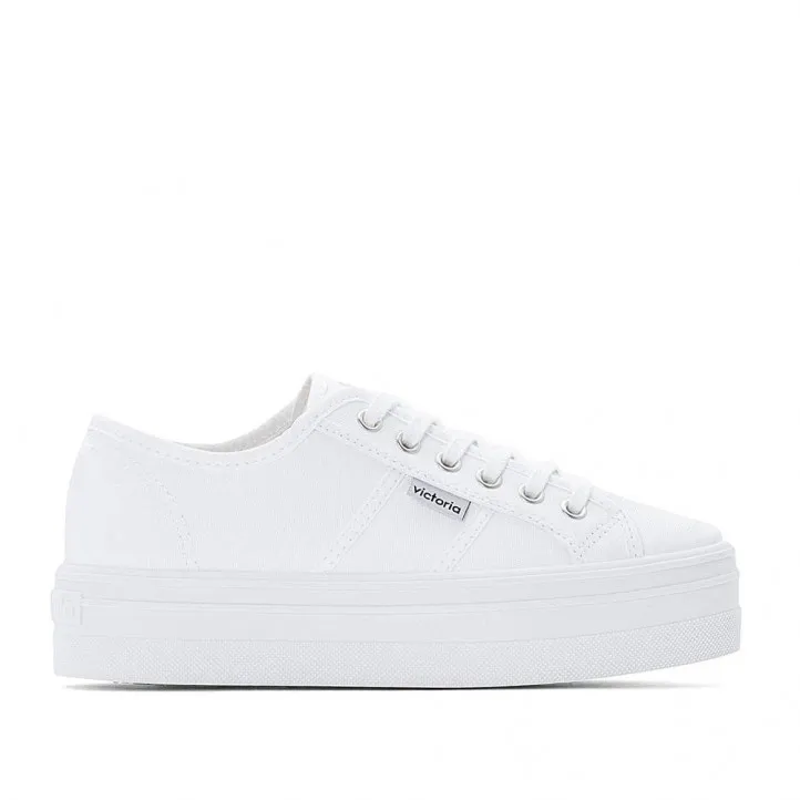 Zapatillas lona Victoria blancas barcelona con plataforma